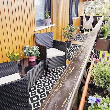 Krueger 'apartment Moni' Апартаменты *